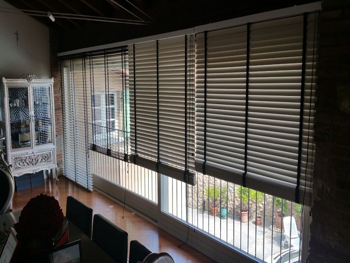 Tende Veneziane In Legno Su Misura | Stecche 5cm | Larghezze 25-160cm | Bianco